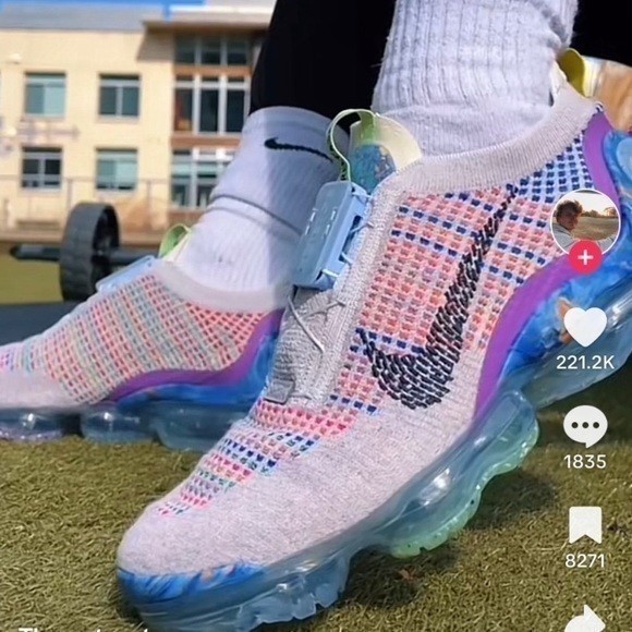 Nike Sneakers Vapormax Flyknit Pure Platinum 2020